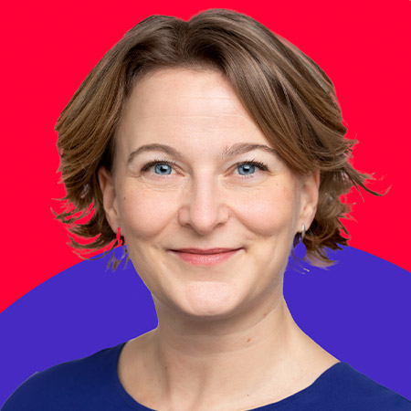 Portrait of Anna Michel - Founder at The Secret Society of Awesome Business Women. She is guest at the 33rd episode of Thomas Kohler's The People Factor Podcast.